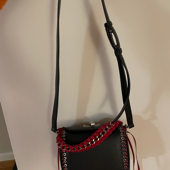 Like new Alexander McQueen runway box bag - Picture 4 of 10